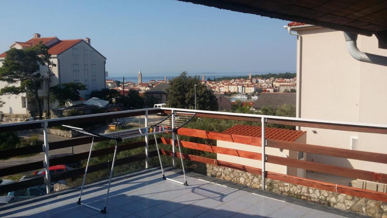 Apartmani Rab - Adrijana & Aleksandra Banjol Exteriör bild