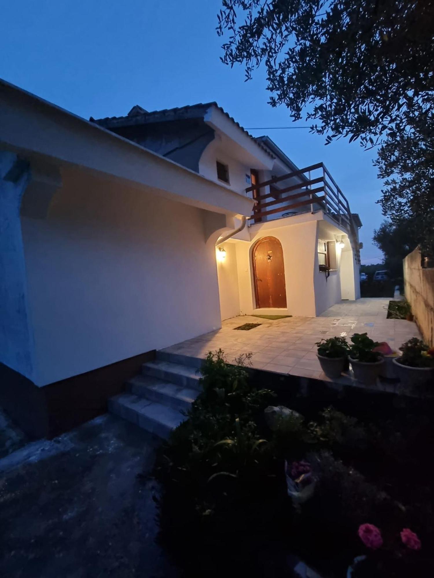 Apartmani Rab - Adrijana & Aleksandra Banjol Exteriör bild