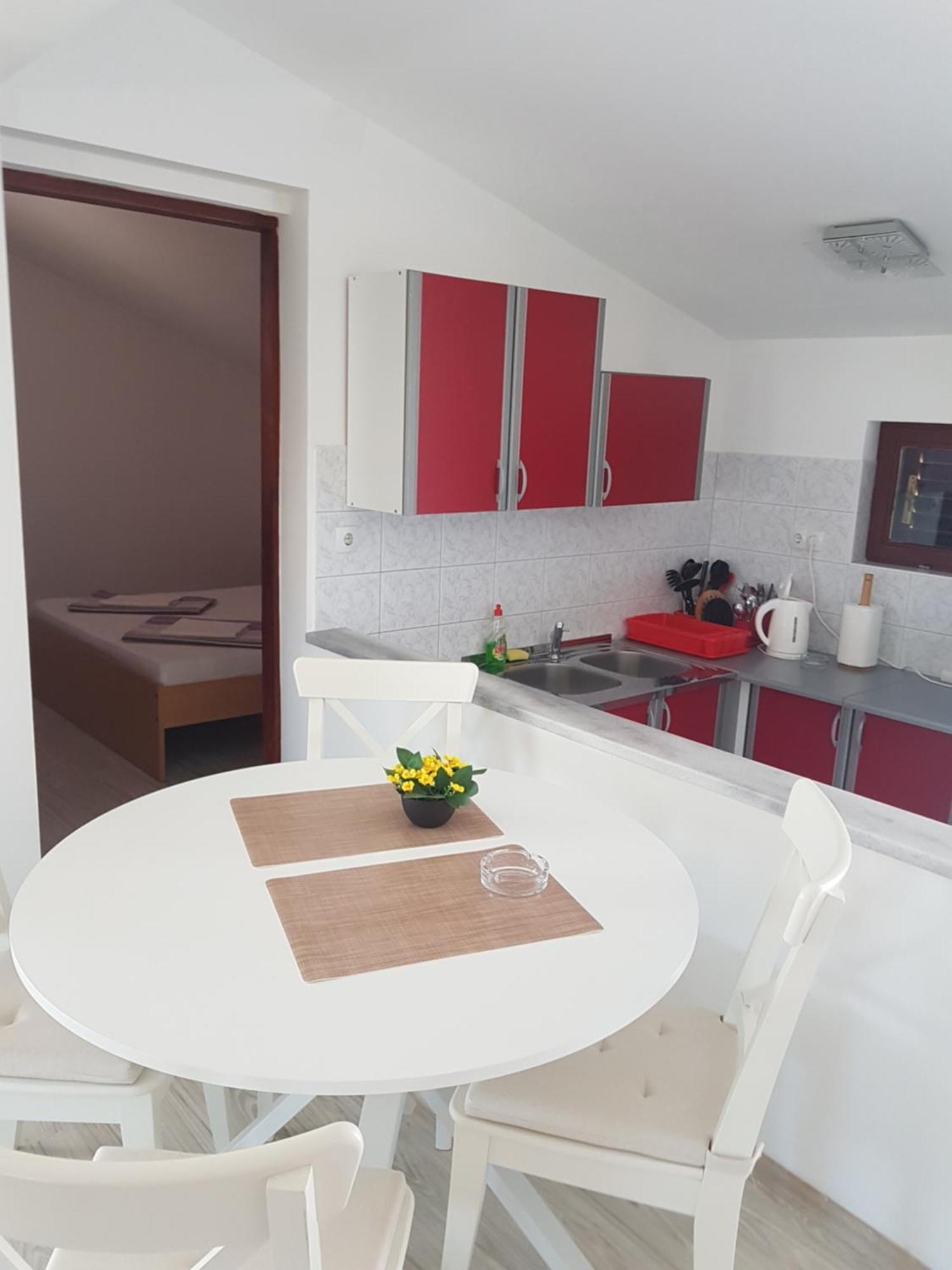 Apartmani Rab - Adrijana & Aleksandra Banjol Rum bild