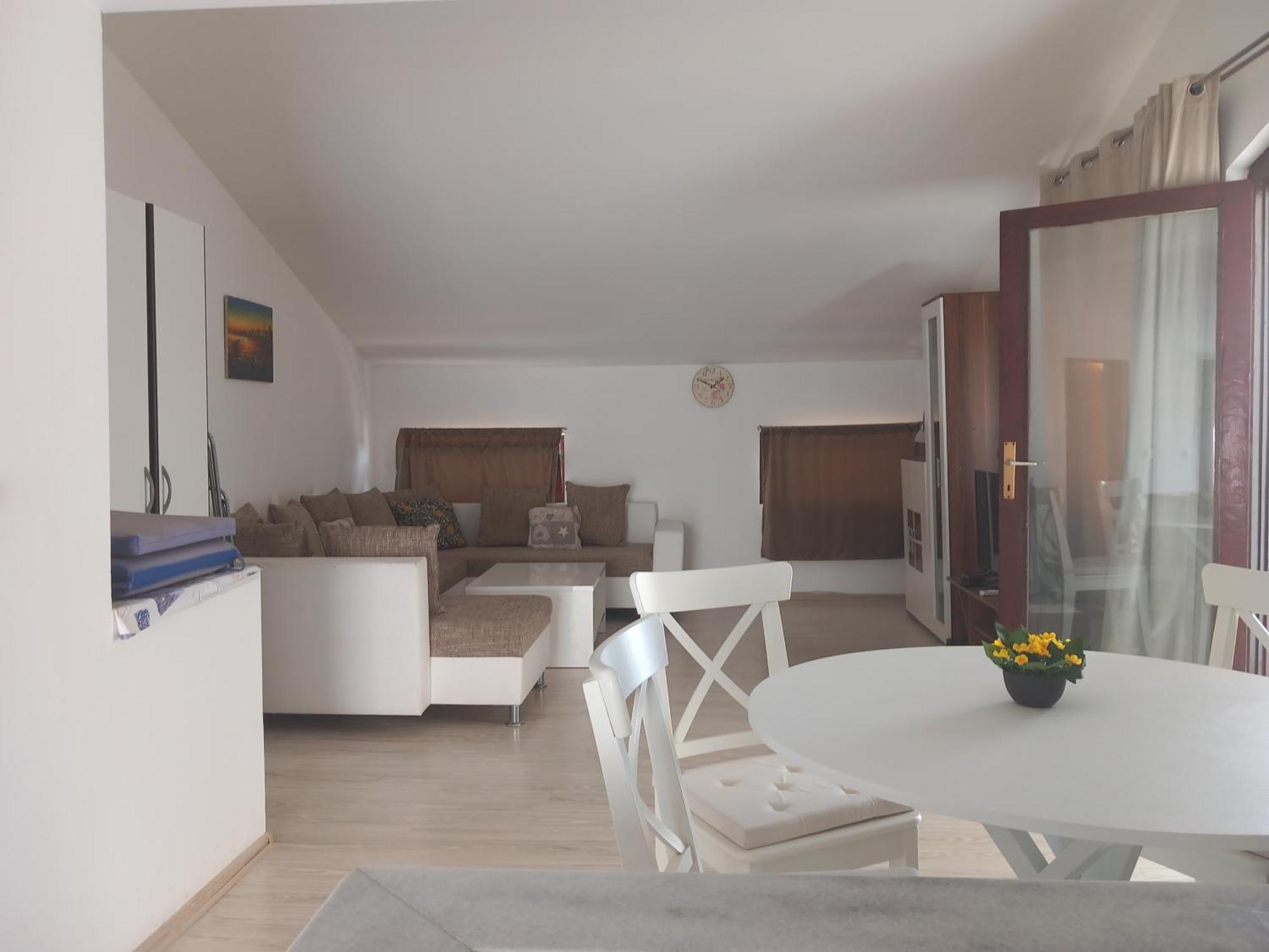Apartmani Rab - Adrijana & Aleksandra Banjol Rum bild